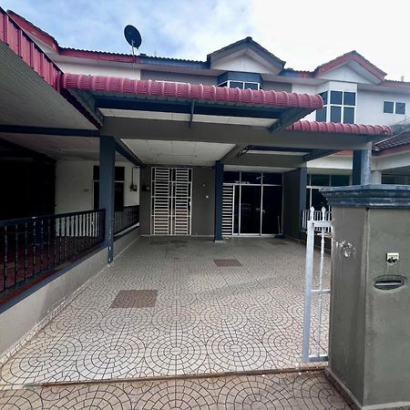 Dh Homestay Sungai Petani Kültér fotó